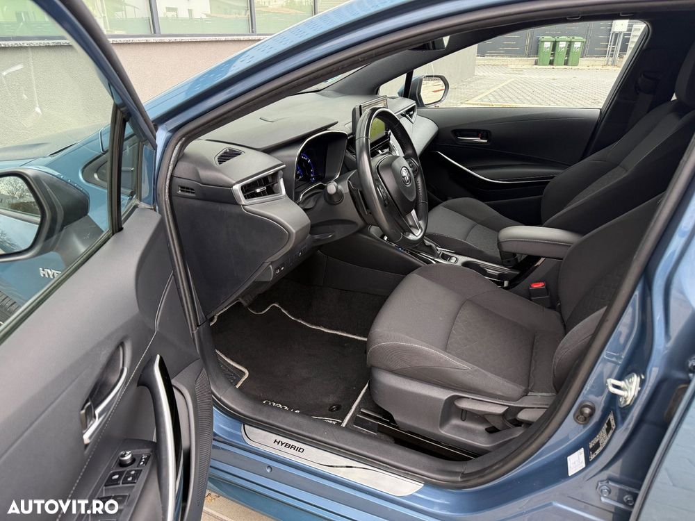 Toyota Corolla 2.0 Hybrid GR Sport - 27