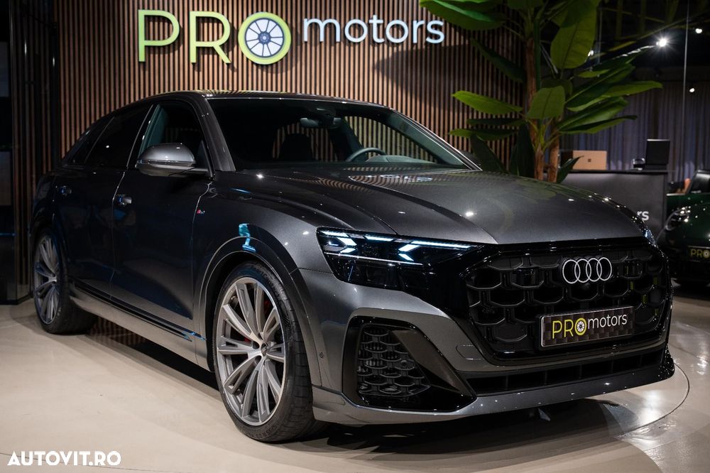 Audi Q8 - 10