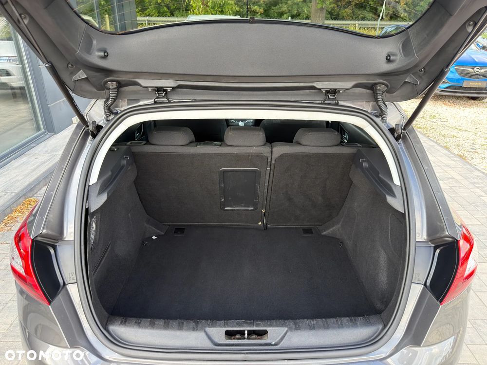 Peugeot 308 1.2 PureTech Allure S&S - 30