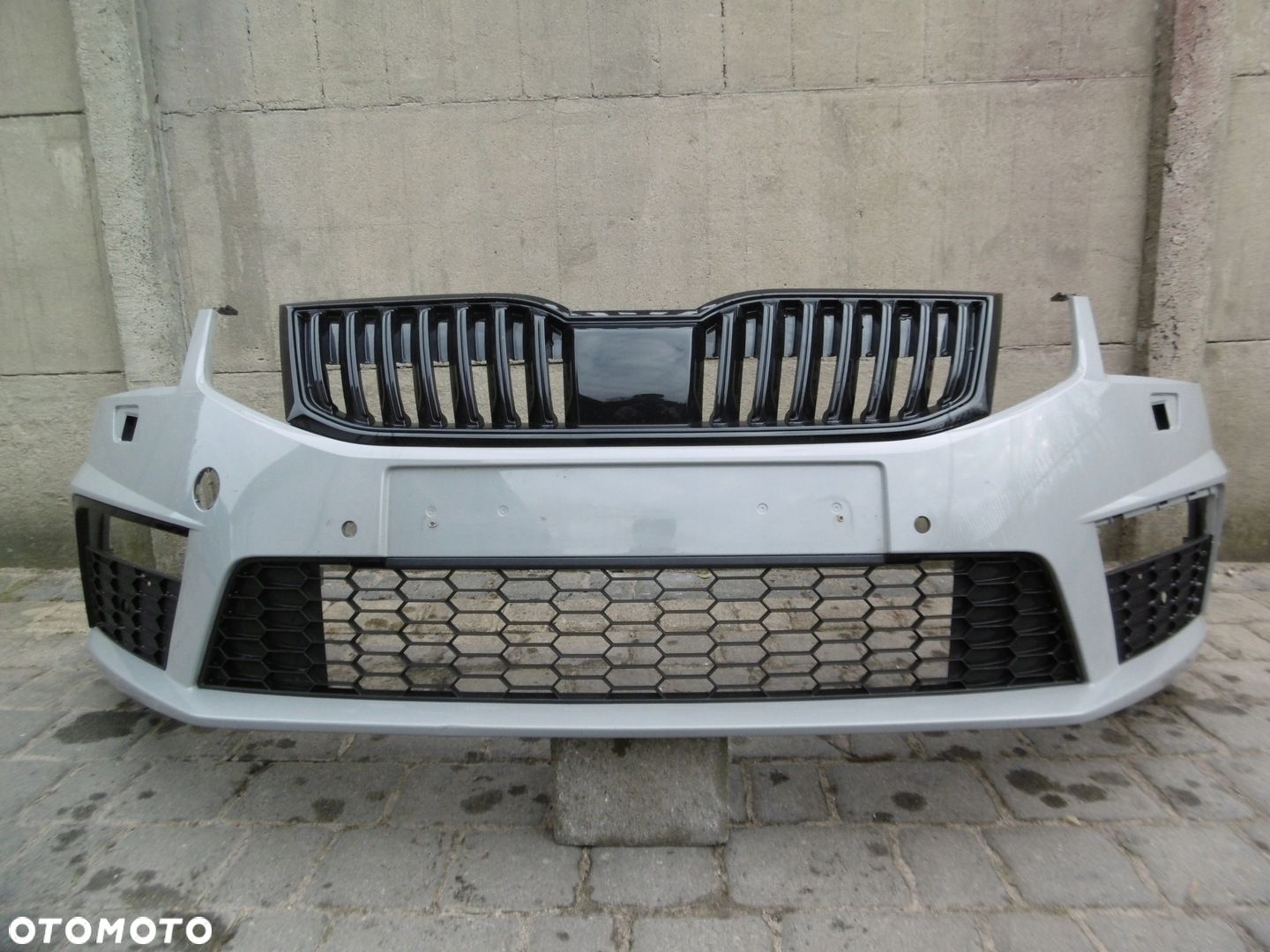SKODA OCTAVIA III VRS 5E0 LIFT - zderzak przedni - 1