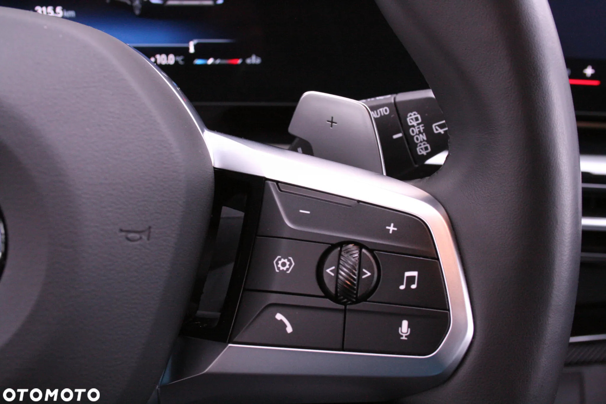 BMW X1 sDrive18i xLine - 12