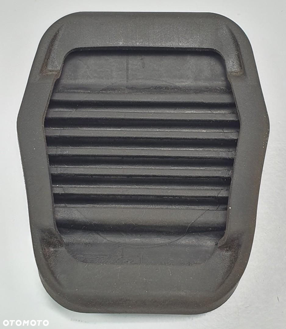 GUMA NAKŁADKA NA PEDAŁ FORD FOCUS MK2 3M51-2457-C - 3