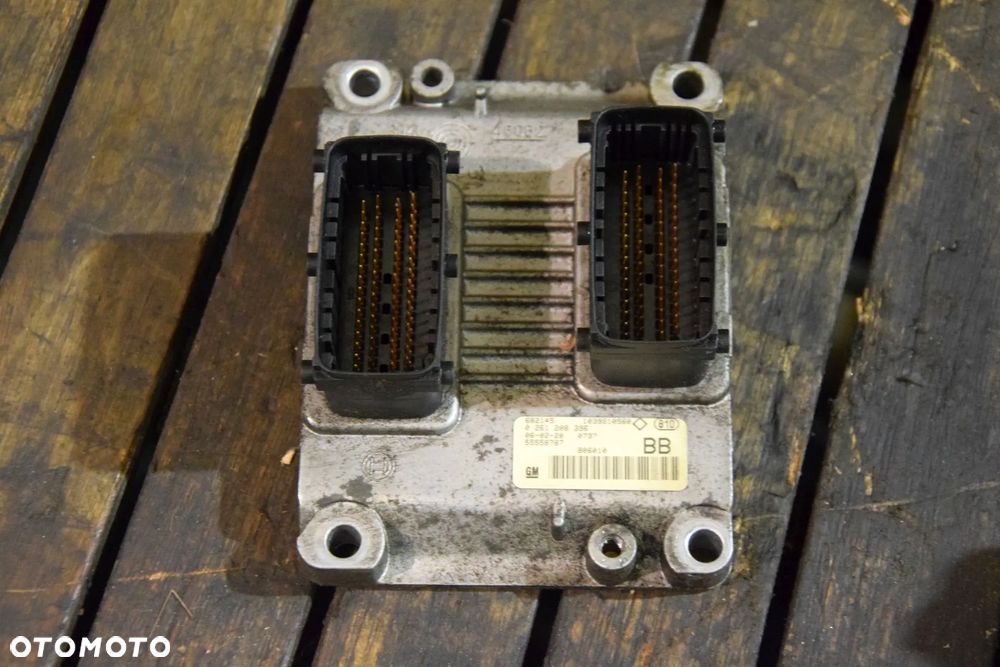 Opel Astra H 1.4 Sterownik silnika PIN komputer 0261208396 55558787 Zestaw startowy