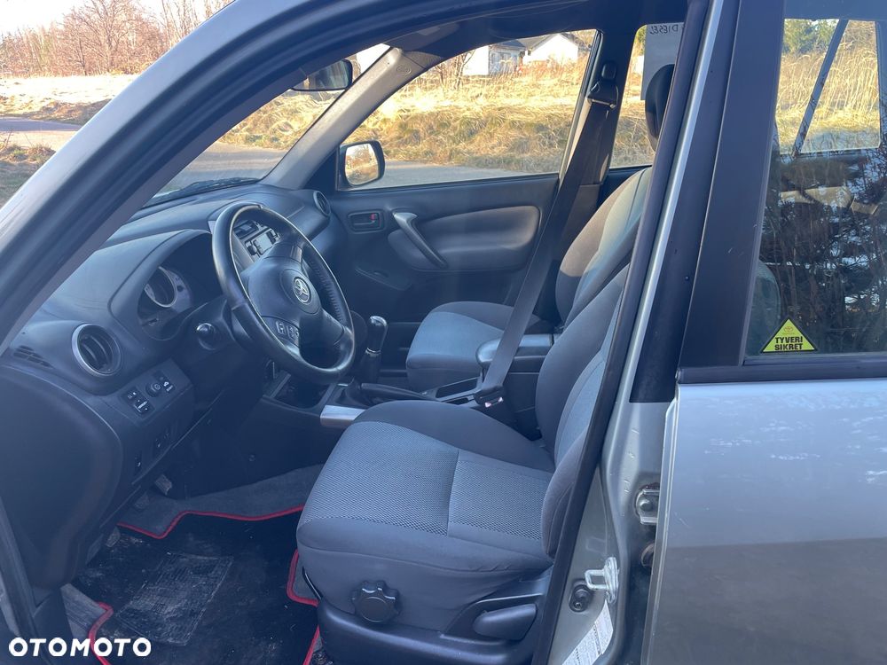 Toyota RAV4 2.0 D-4D Sol - 8