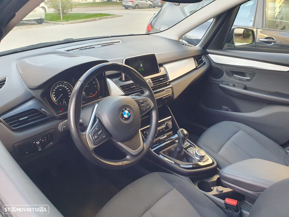 BMW 216 Gran Tourer - 9