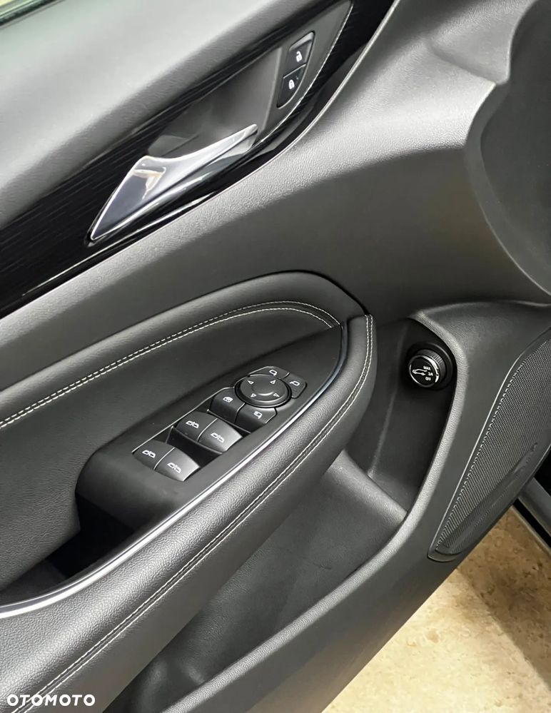 Opel Insignia 2017 photo 3