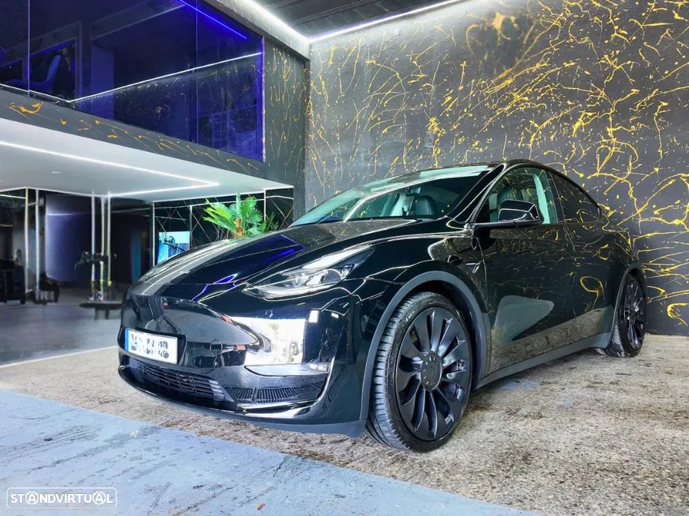 Tesla Model Y Performance Tração Integral - 1