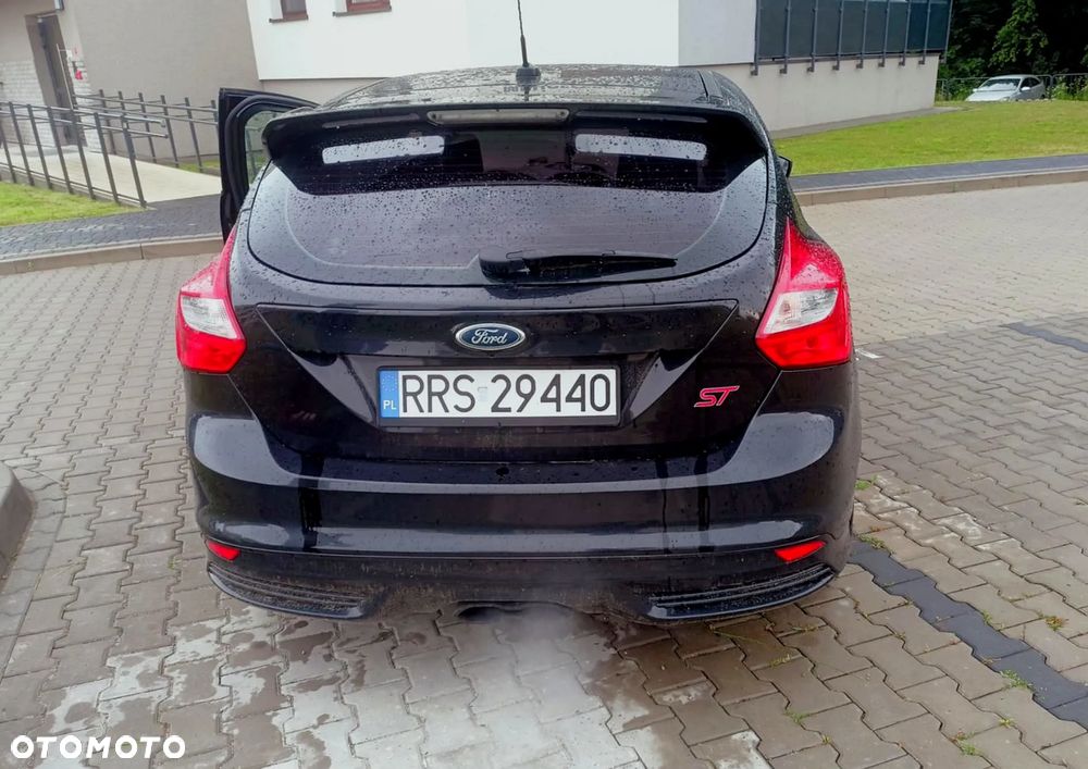 Ford Focus 2.0 EcoBoost ST - 4