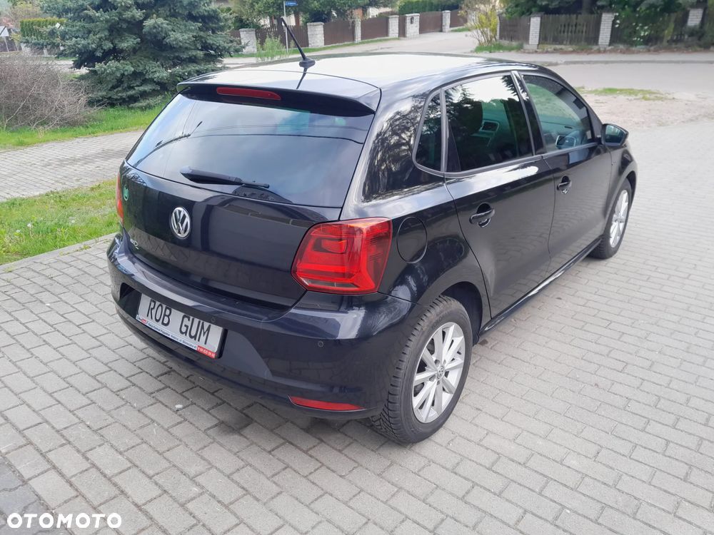 Volkswagen Polo 1.4 TDI Blue Motion Technology Lounge - 5