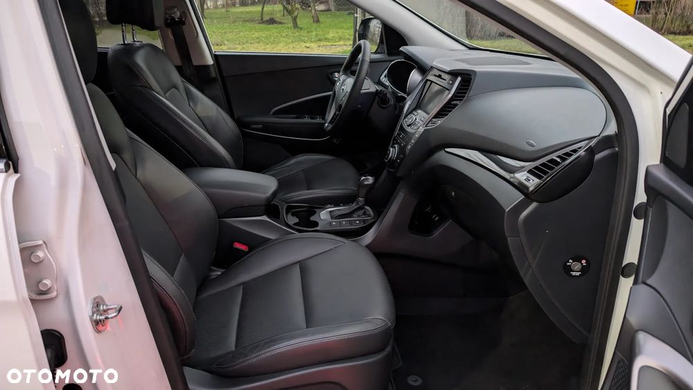 Hyundai Santa Fe Grand 2.2 CRDI 4WD Automatik Premium - 30