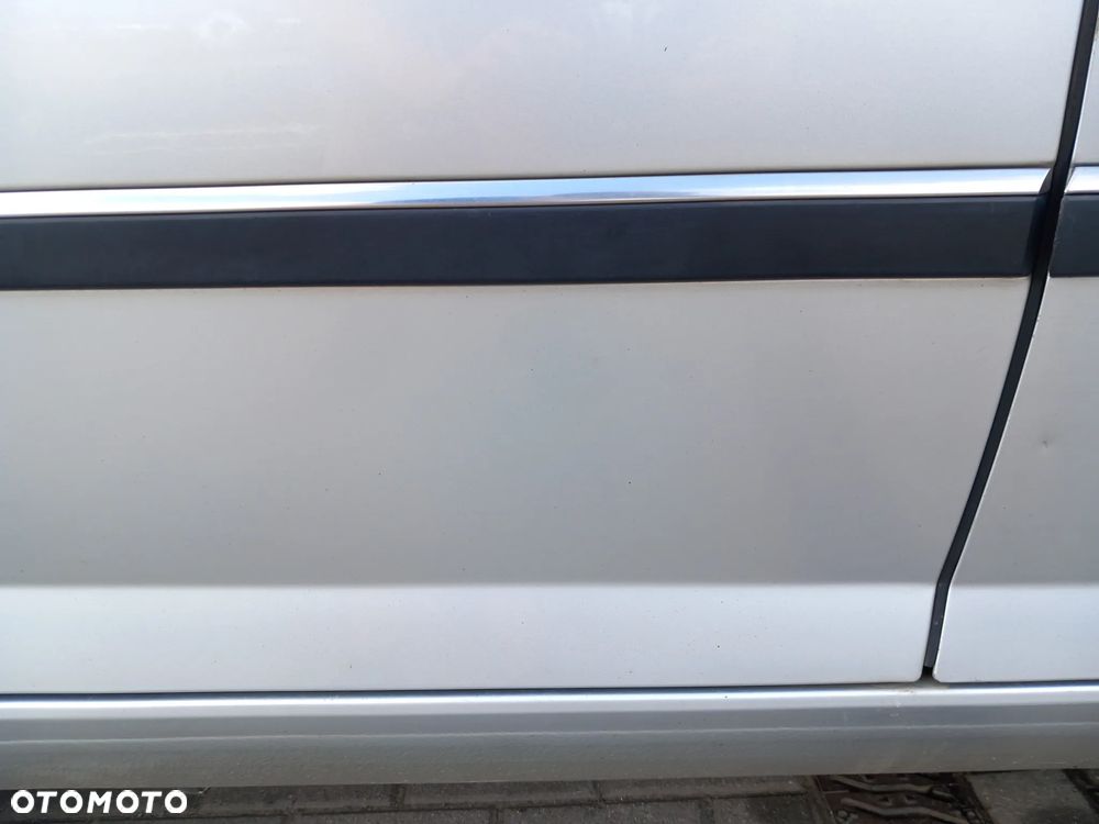PEUGEOT 407 DRZWI PRAWE TYLNE PRAWY TYŁ KOMBI KOLOR: EZRC - 4