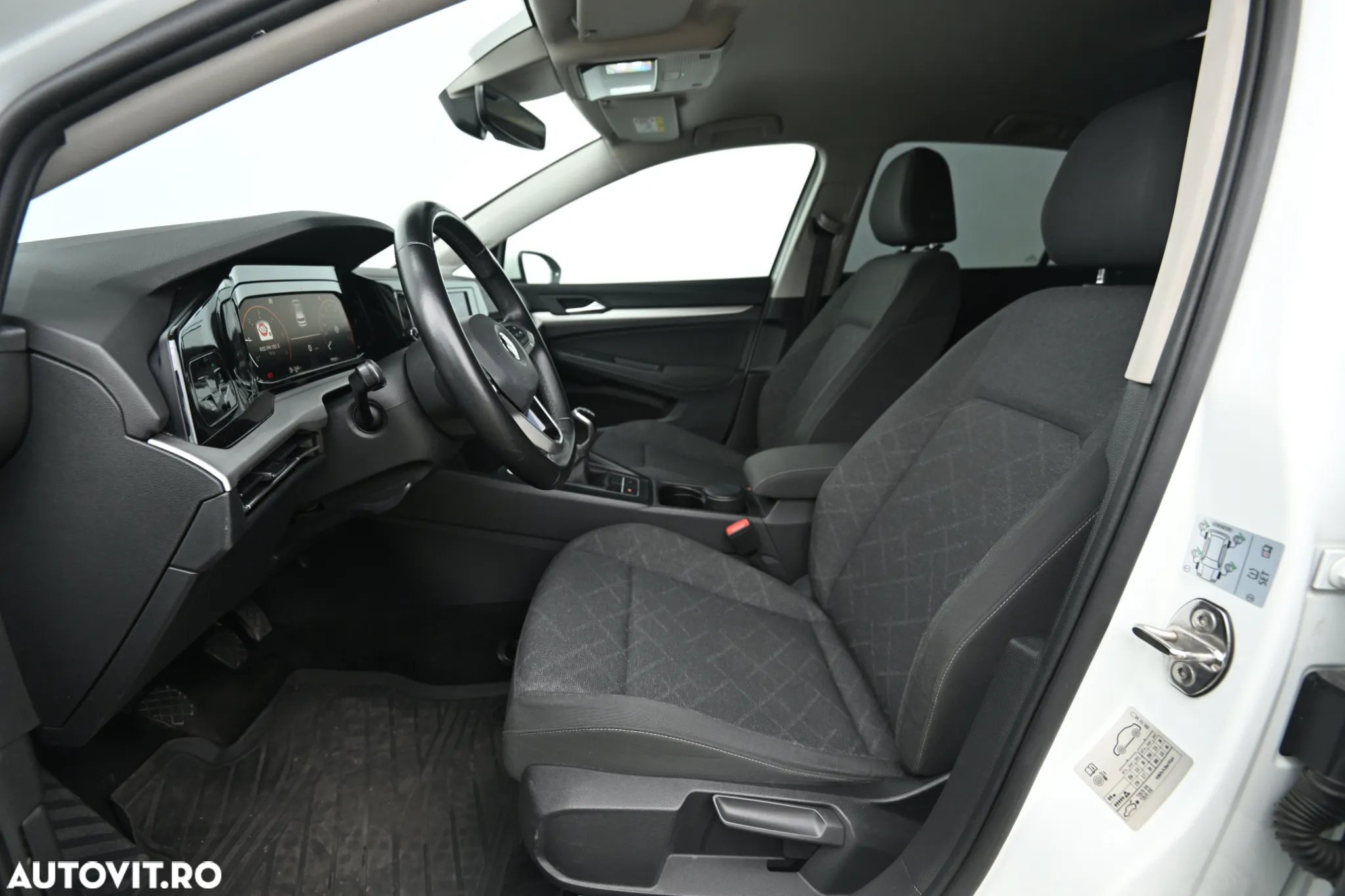Volkswagen Golf 2.0 TDI Life - 13