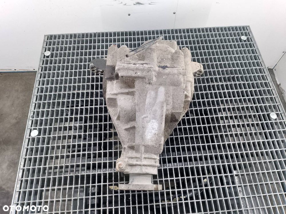 DYFERENCJAŁ TYŁ MERCEDES-BENZ ML W163 4460-310-013 2.7 CDI - 2
