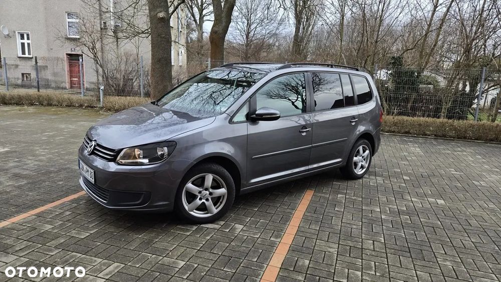 Volkswagen Touran 2.0 TDI Highline - 2