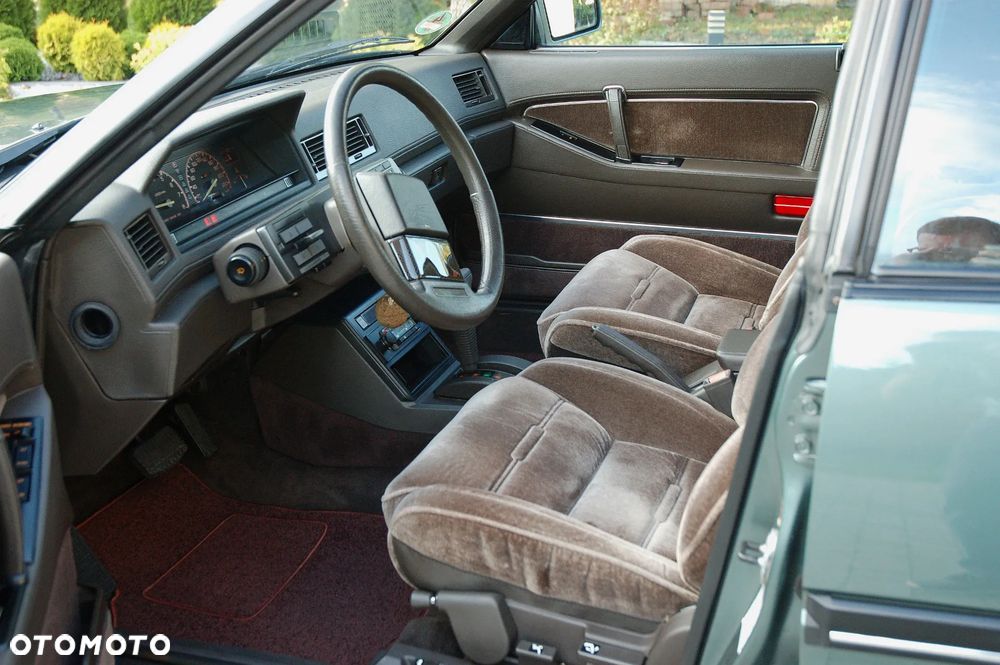 Mitsubishi Sapporo - 10