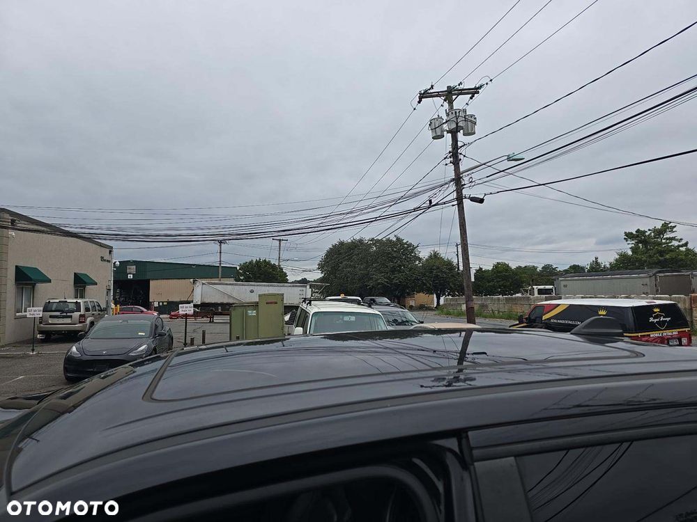 RAM 1500 Crew Cab Laramie - 12