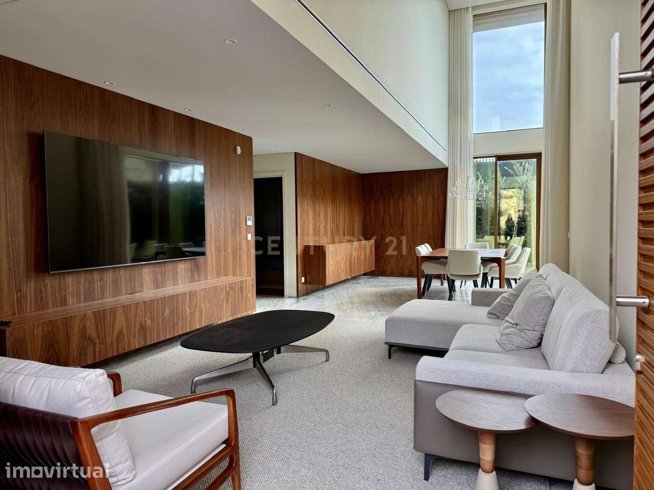 Moradia T4, com piscina, jardim, garagem privada em condomínio fechado - Grande imagem: 5/39