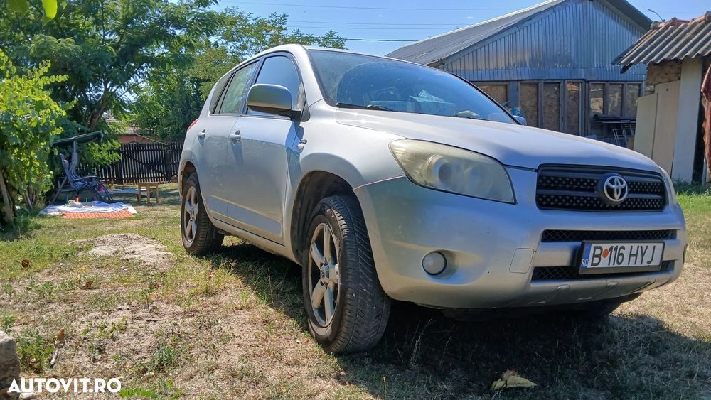 Toyota RAV4 2.2 D-4D 4x4 Travel - 2