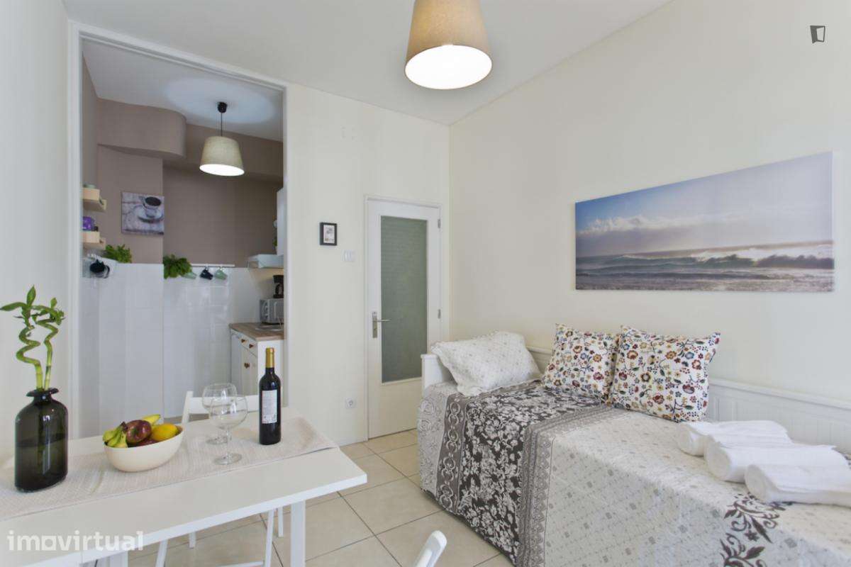 Apartamento com 1 quartos - localizado em Santo Ildefonso Porto - Grande imagem: 5/23