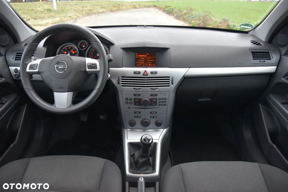 Opel Astra 1.8 Innovation - 20