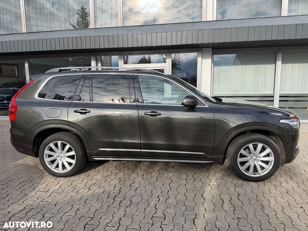 Volvo XC 90 D5 AWD Geartronic Momentum - 2