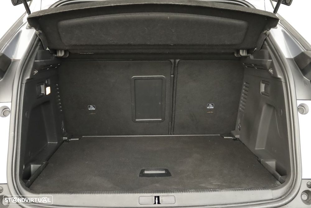 Peugeot 3008 1.5 BlueHDi Allure Pack EAT8 - 25