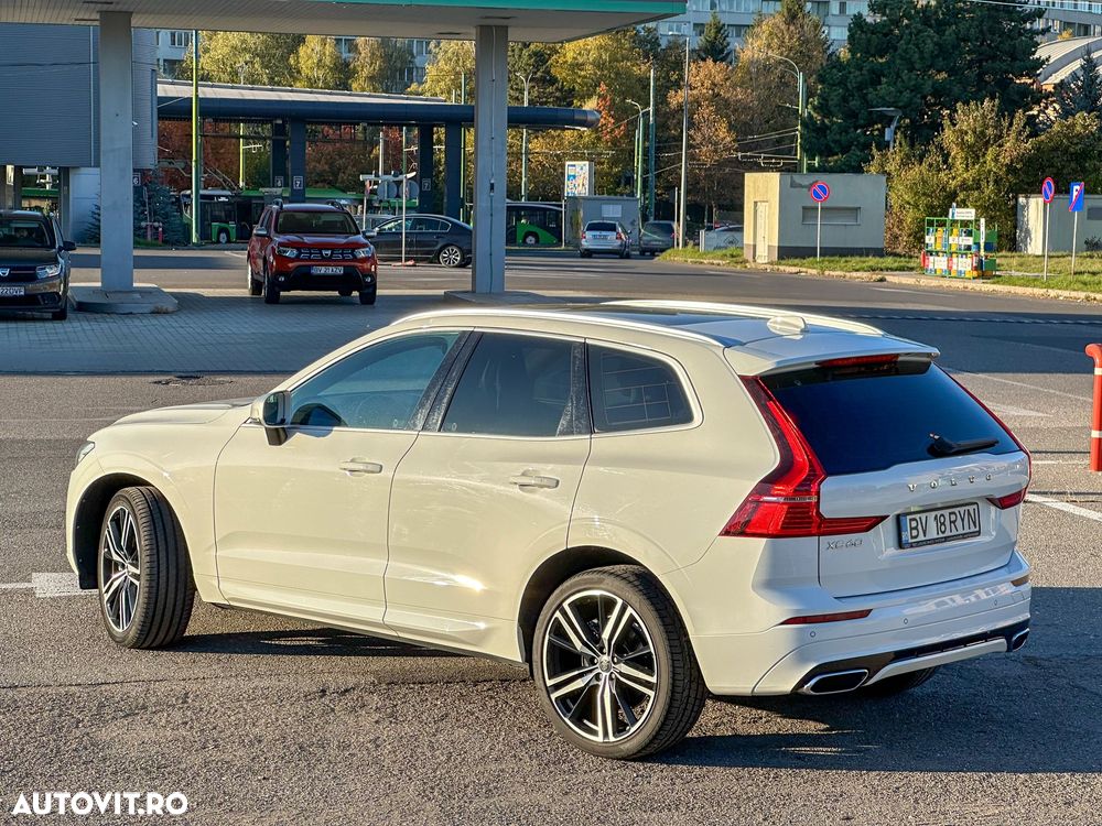 Volvo XC 60 D5 AWD R-Design - 3