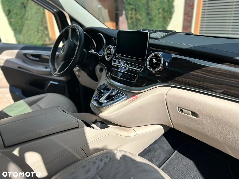 Mercedes-Benz Klasa V 250 (BlueTEC) d Avantgarde 7G-Tronic - 27
