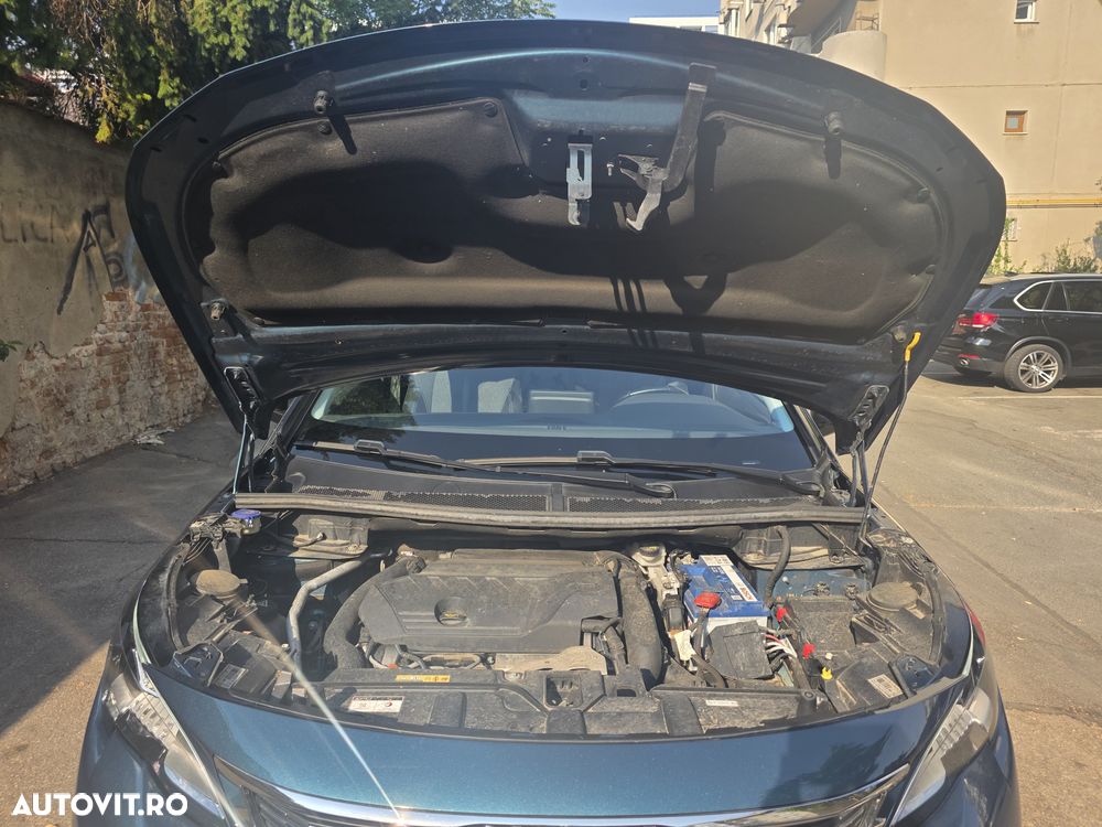 Peugeot 5008 1.6 Puretech Turbo s&s EAT8 Allure - 13