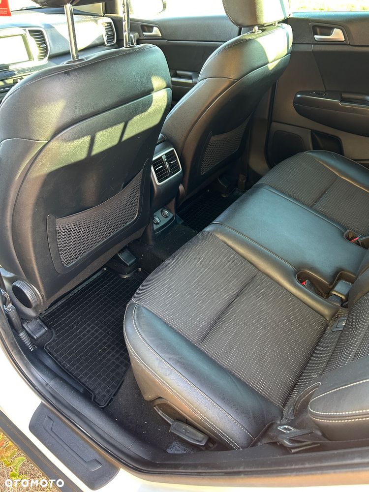 Kia Sportage 1.7 CRDI L 2WD DCT - 26