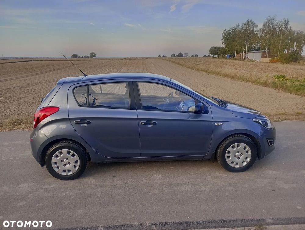 Hyundai i20 - 15