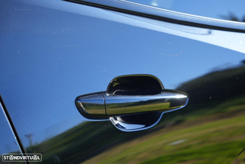 Peugeot 2008 1.2 PureTech GT EAT8 - 8