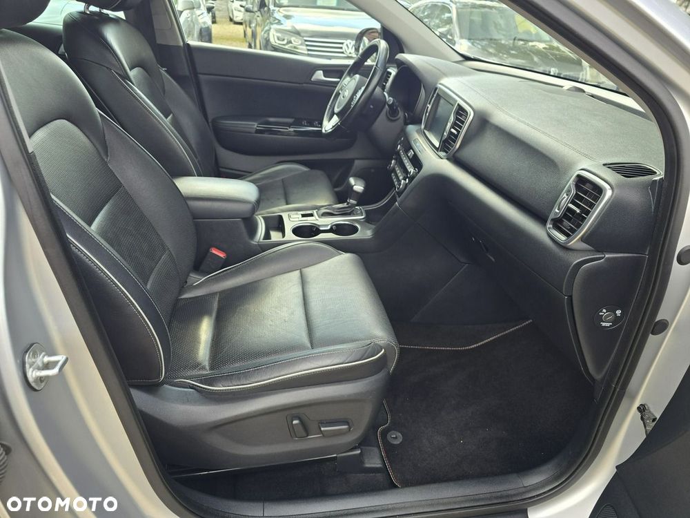 Kia Sportage - 10