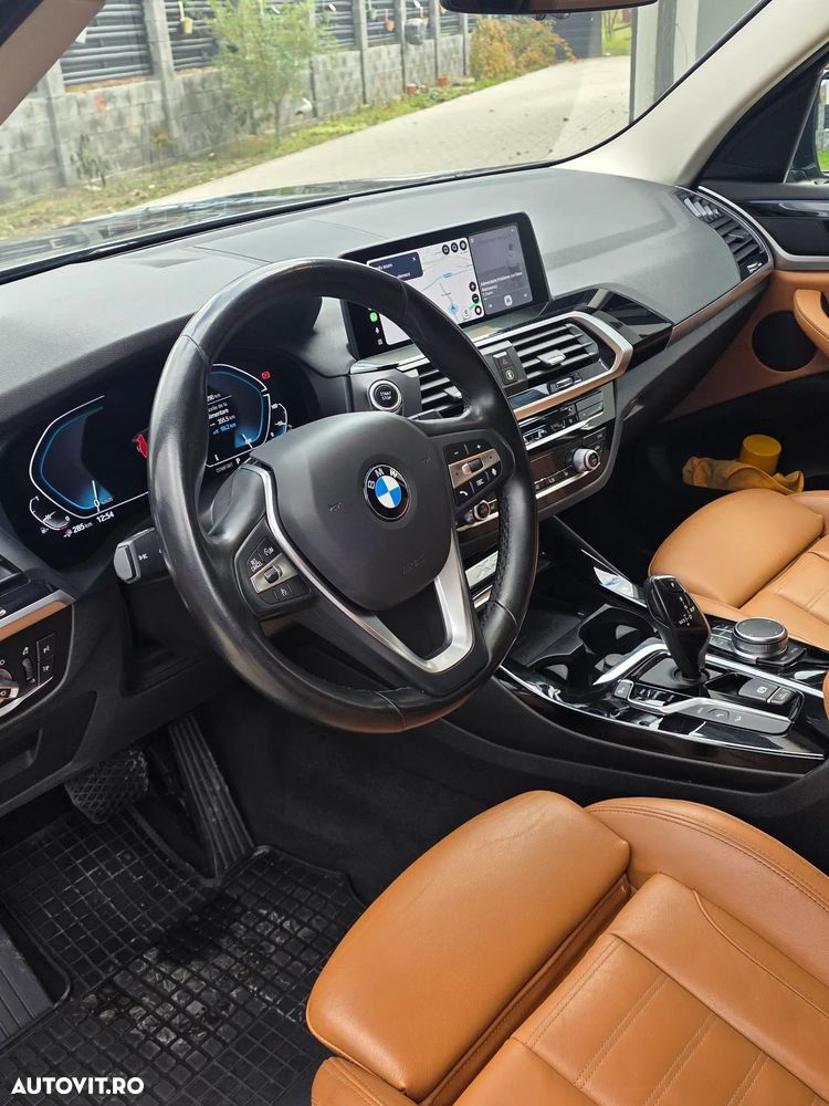 BMW X3 2021 — imagine 8