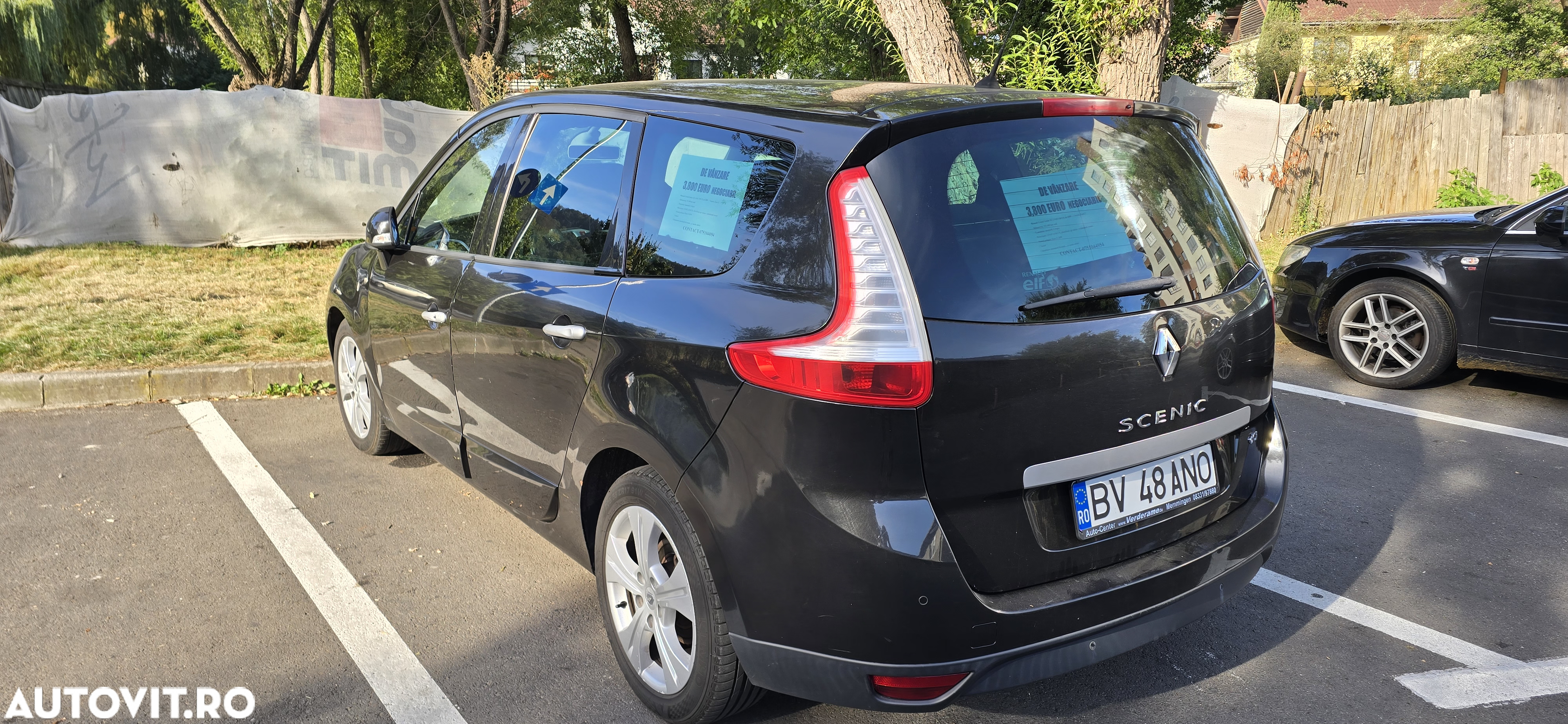 Renault Grand Scenic 1.9 dCi FAP Avantage - 10