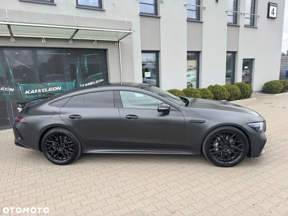 Mercedes-Benz AMG GT - 4