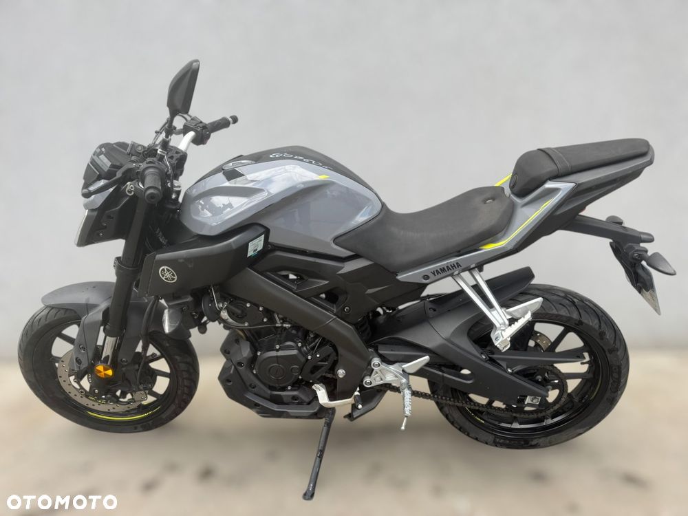 Yamaha MT - 5
