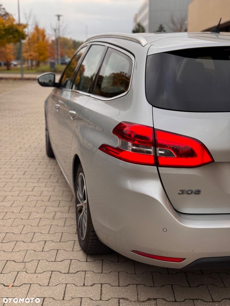 Peugeot 308 - 7