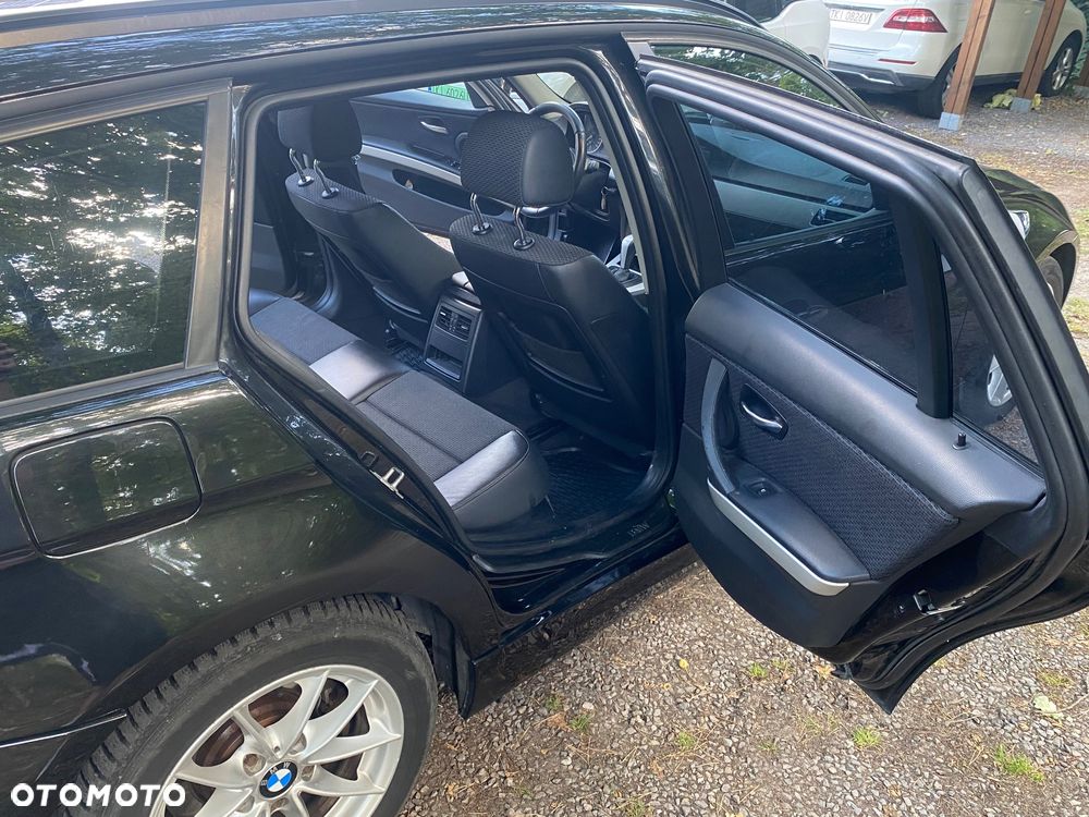 BMW Seria 3 - 26