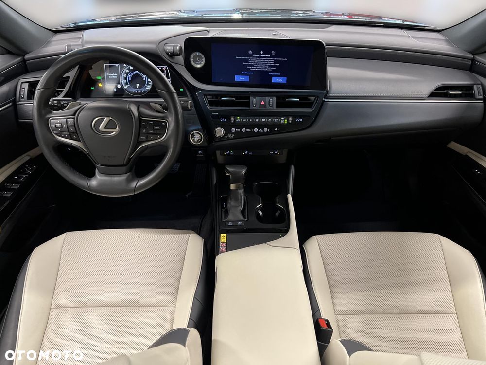 Lexus ES 300h Business Edition - 15