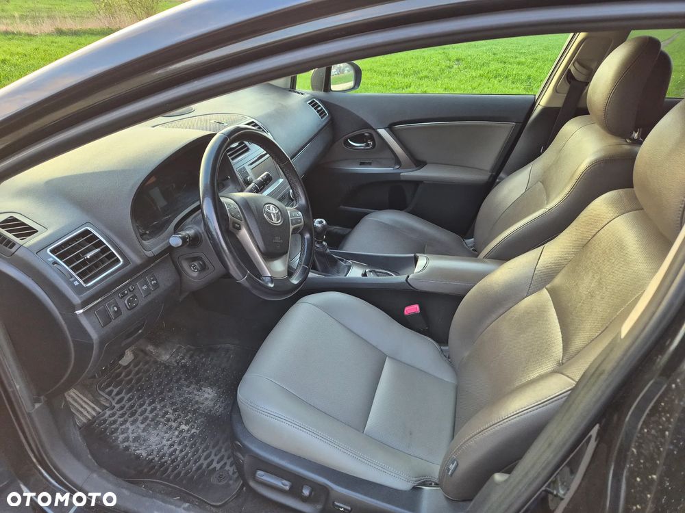 Toyota Avensis 2.2 D-CAT Prestige - 6