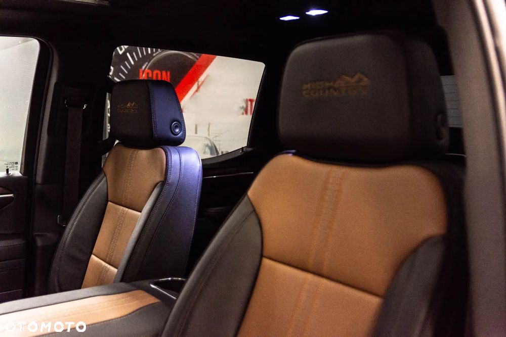 Chevrolet Silverado - 35