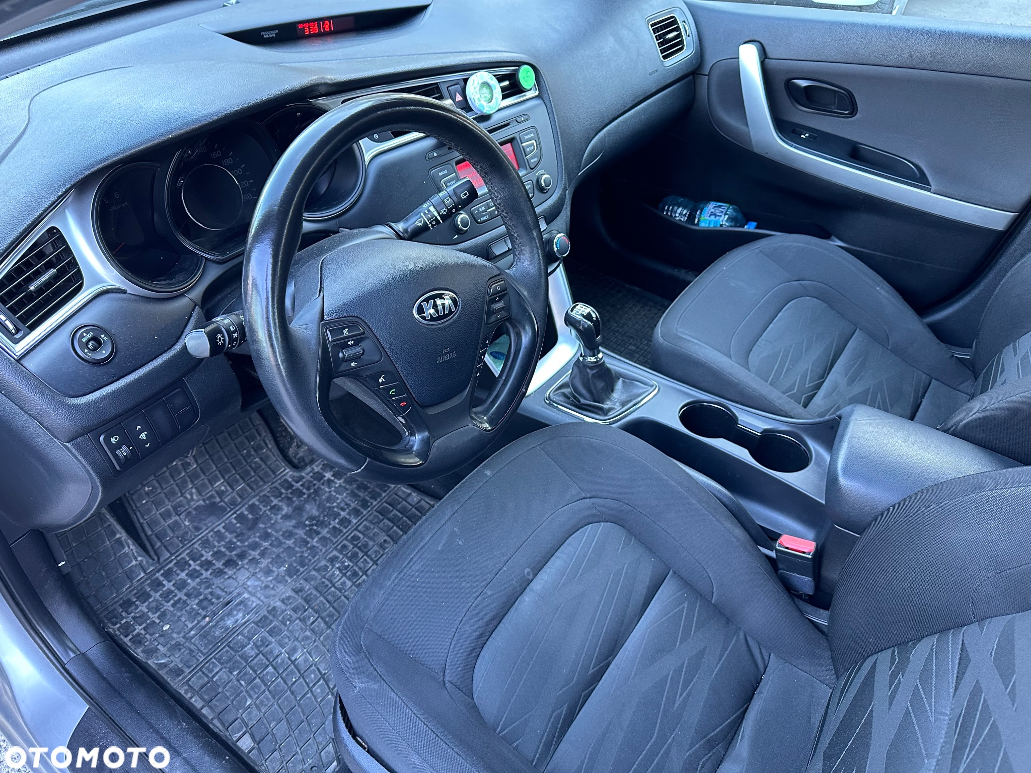 Kia Ceed - 9