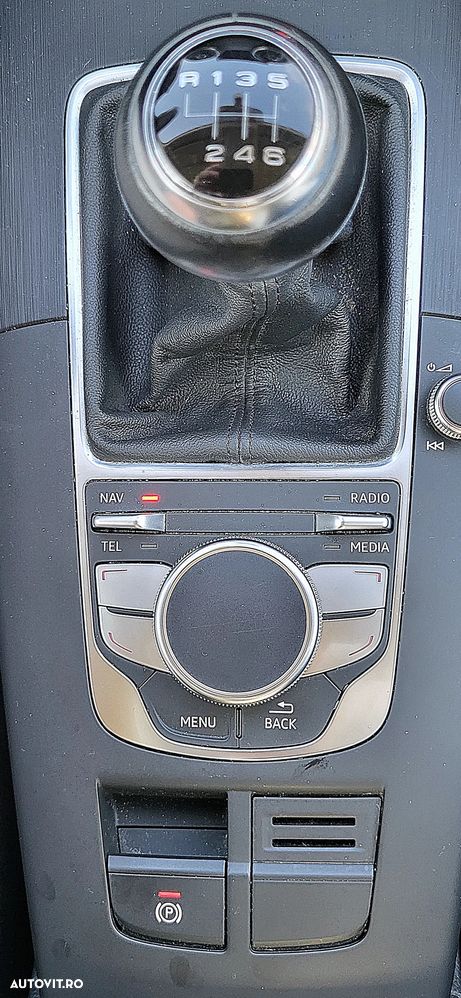 Audi A3 1.6 TDI DPF Ambition - 31