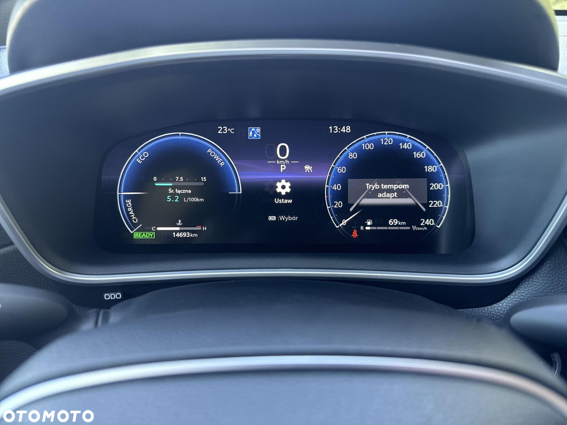 Toyota Corolla Cross - 10