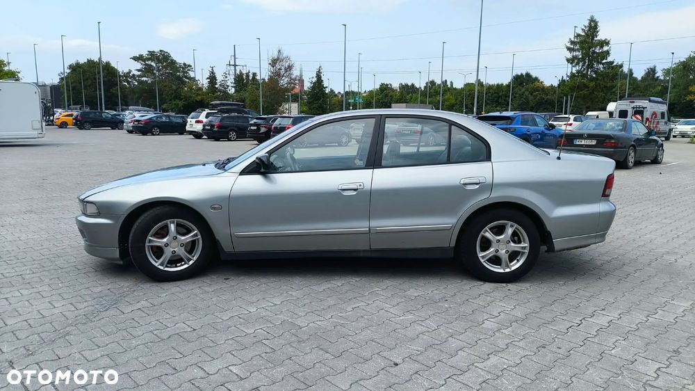Mitsubishi Galant 2.5 V6 - 5