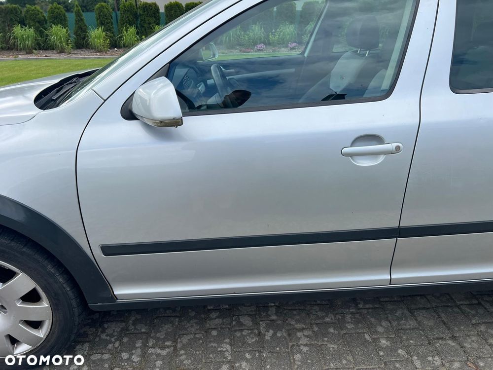 Skoda Octavia 2.0 TDI DPF Scout 4x4 - 21