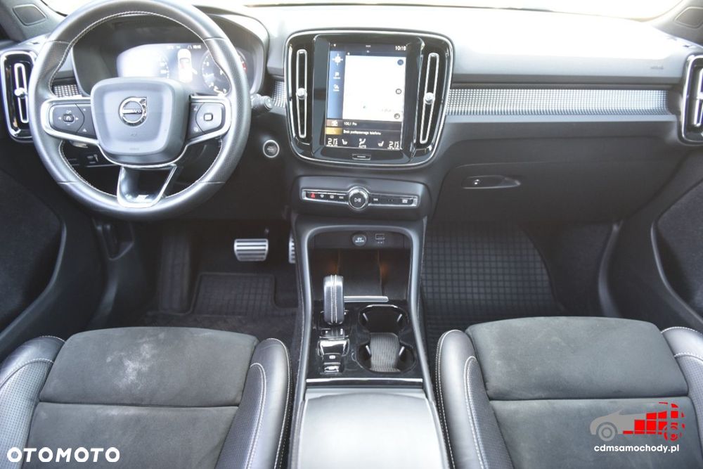 Volvo XC 40 - 23