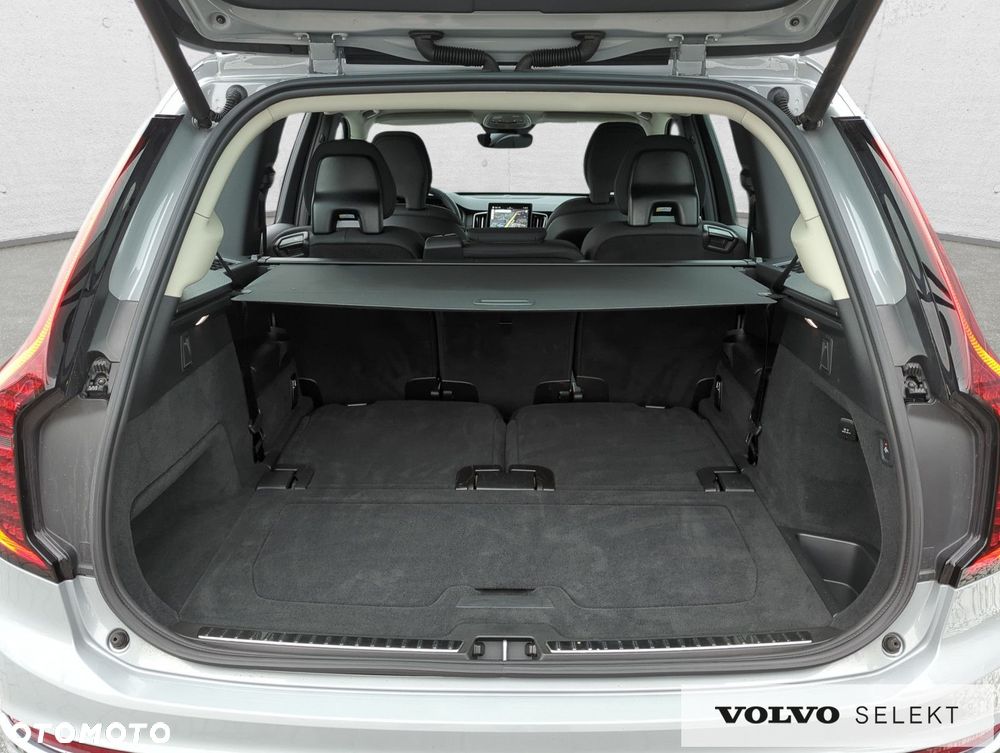 Volvo XC 90 - 18