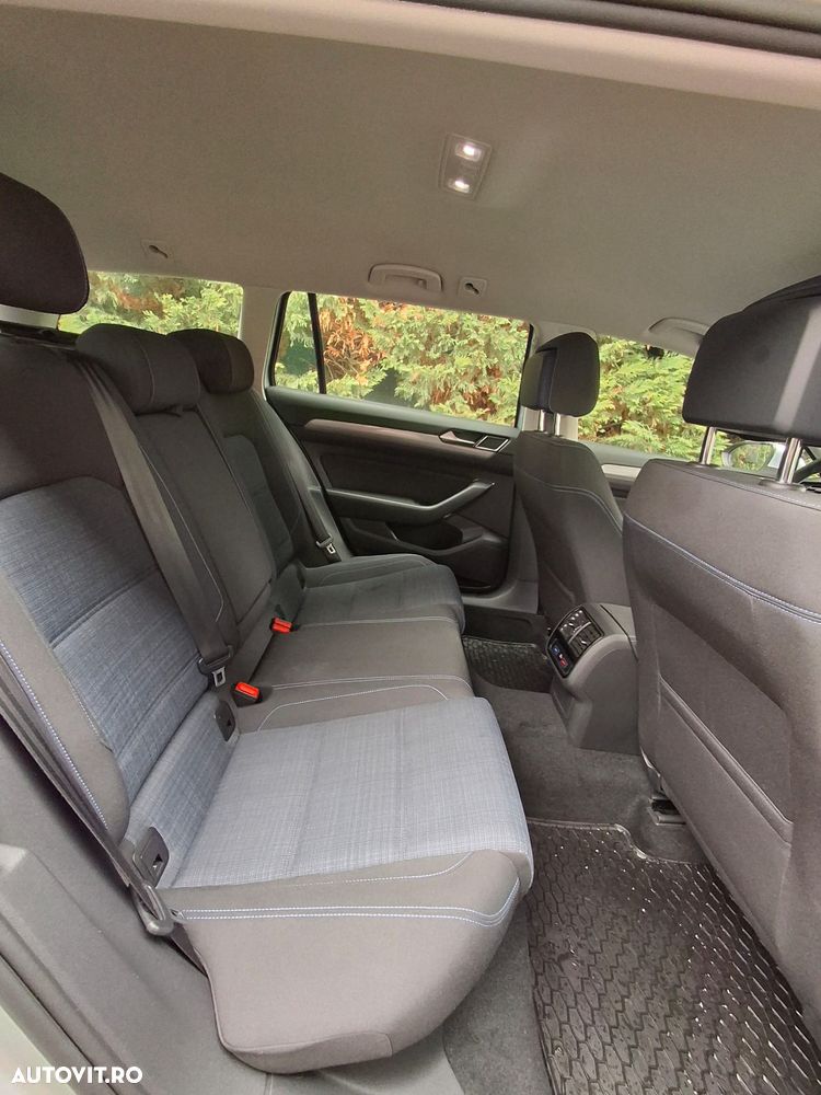 Volkswagen Passat Standard - 6
